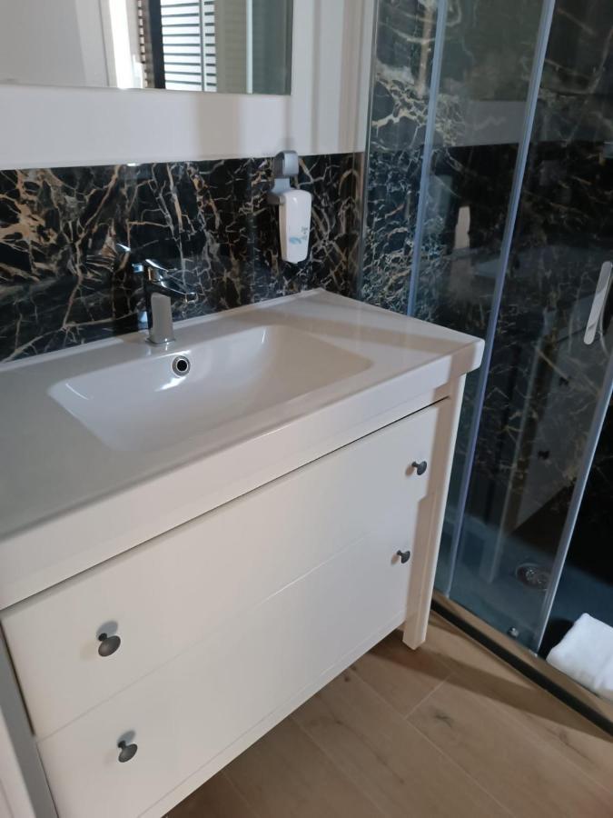 M97&Rooms 97 Macchi Milaan Buitenkant foto